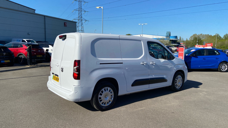 Vauxhall Combo Cargo Combo Xl Electric 100kW Pro 52kWh H1 Van Auto